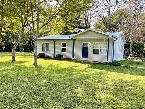 304 Fairview Ave Photo 1
