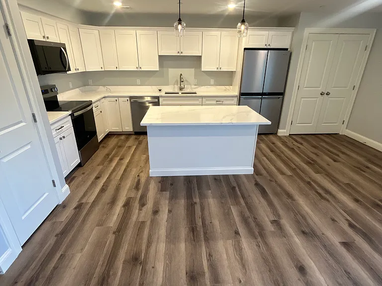 Tripointe Apartments — Photo 10
