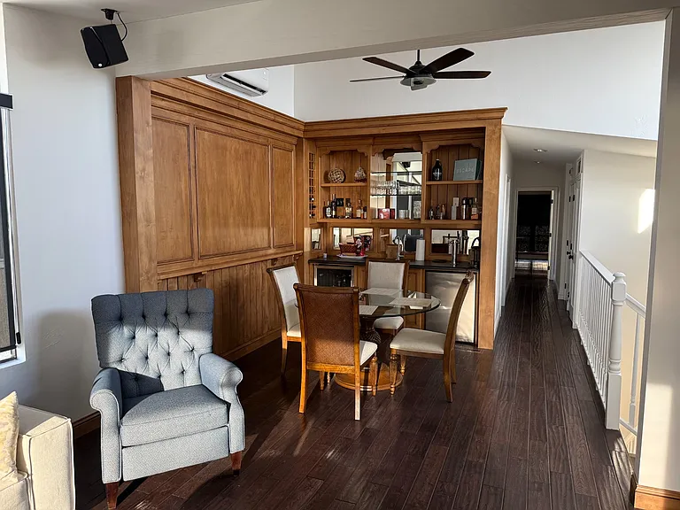 883 Acapulco St — Photo 11
