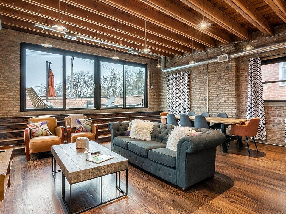 1st image of 1758 W Wellington Ave #2