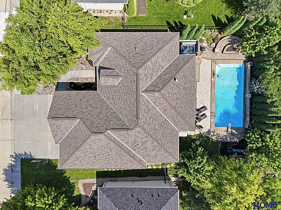 2nd image of 9345 Ravenwood Ln