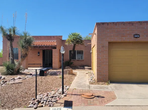 1625 W Calle Hacienda, Green Valley, AZ 85622