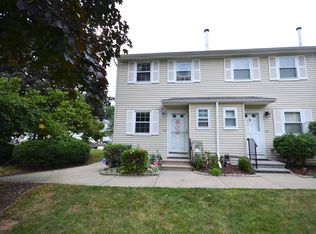 131 E Gate Ln UNIT 131, Hamden, CT 06514