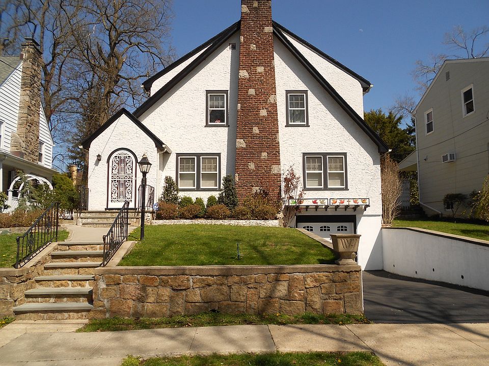 1st image of 43 Vernon Pkwy