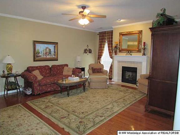 4th image of 4897 Stone Cross Dr