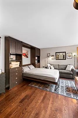 4th image of 200 W 79th St APT 2A