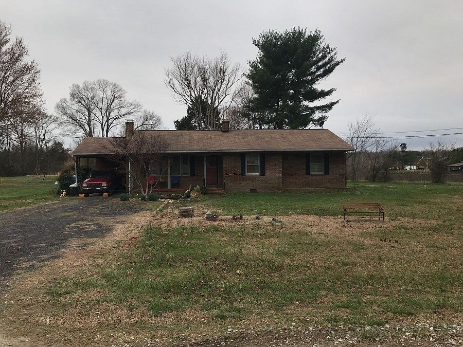 1st image of 11 Old Leasburg Rd