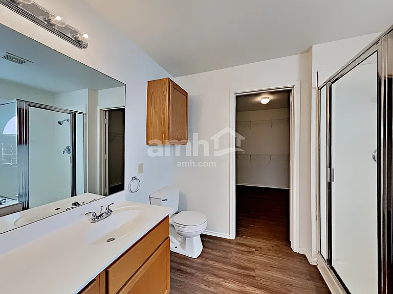 2915 Encino Riv — Photo 14
