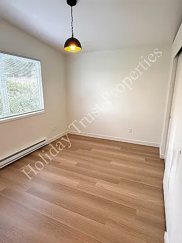 422 East Bay — Photo 14