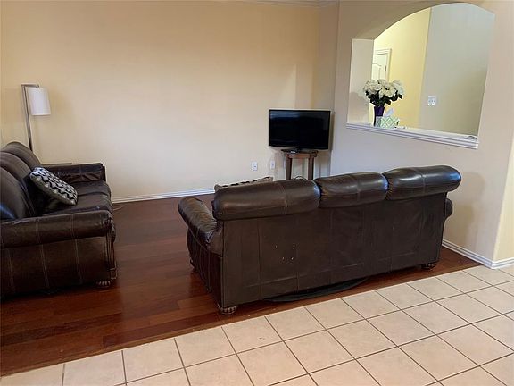 2nd image of 2253 White Rock Ln