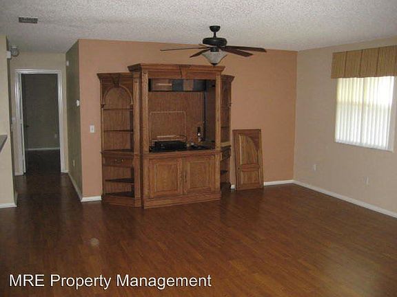 4th image of 2624 Moncayo Ave