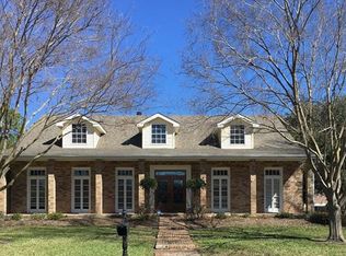 3625 Lake Winnipeg Dr, Harvey, LA 70058