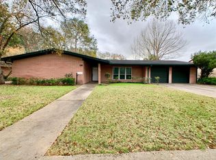 5511 Redstart St, Houston, TX 77096