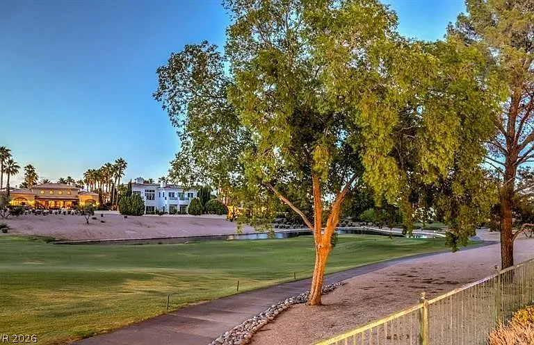8900 Rainbow Ridge Dr — Photo 36