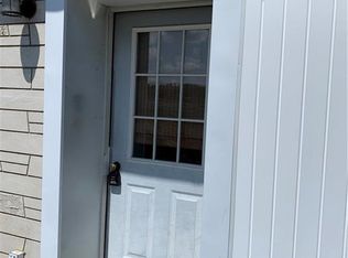 19 E Main St, Macungie, PA 18062