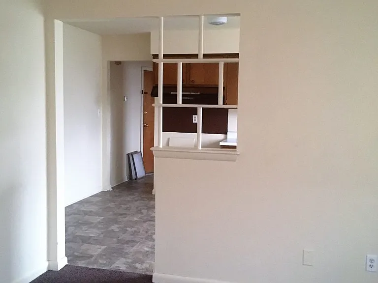 107 E. Adair St. — Photo 2