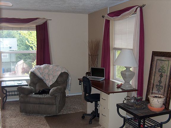 These windows have great View!