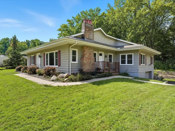2775 Lancaster Ln N, Plymouth, MN 55441
