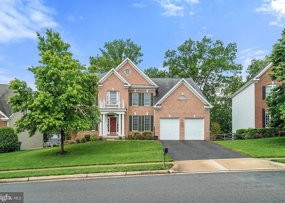 1st image of 9278 Rainbow Falls Dr