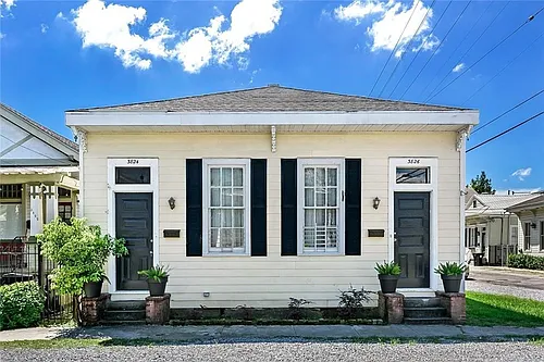 3824 Coliseum St Photo 1