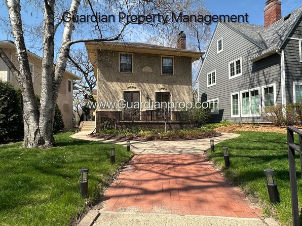2736 Upton Ave S