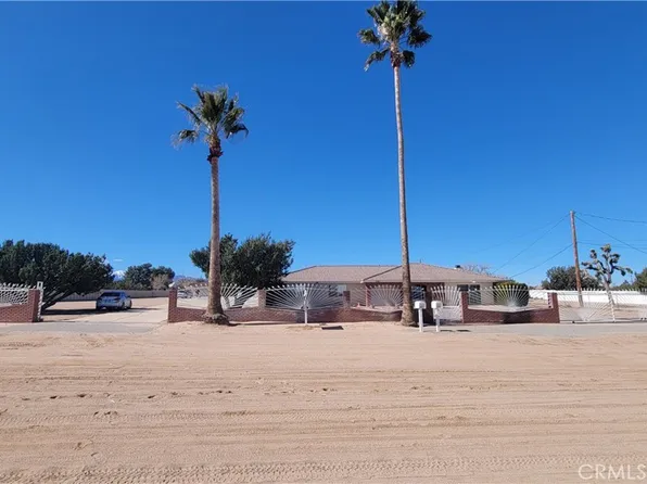 8756 Oakwood Ave, Hesperia, CA 92345