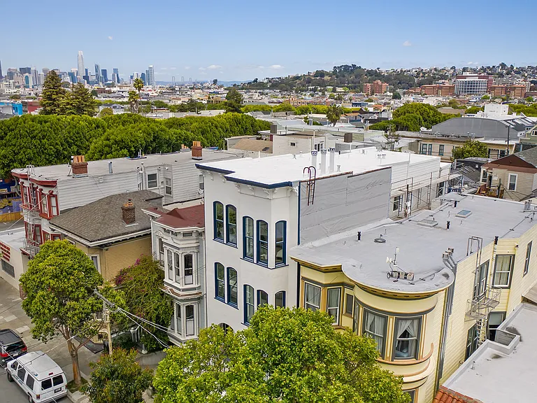 1329 S Van Ness Ave — Photo 34