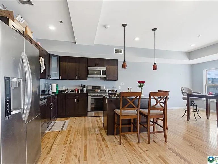 623 Walnut Ave #B2 — Photo 4