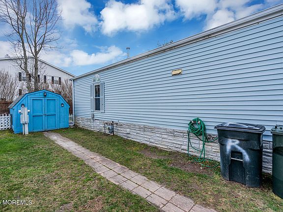 4th image of 43 Secretariat Street