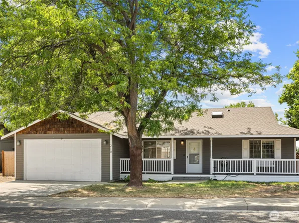 210 W Mount Adams Court, Ellensburg, WA 98926