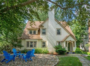 9 Cumberland Rd, West Hartford, CT 06119