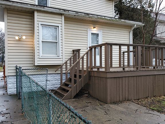 4th image of 616 Broad Blvd