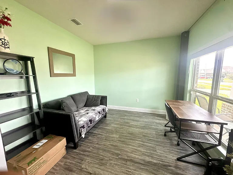 806 Cason Cir — Photo 13