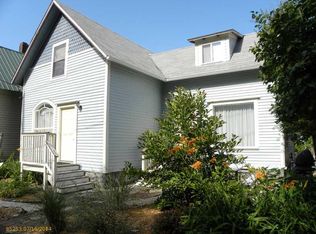 27 Eden St, Bar Harbor, ME 04609