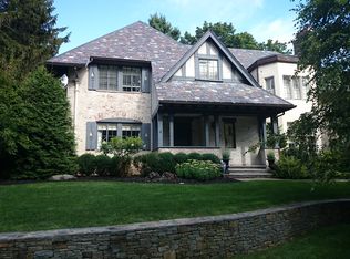 122 Monadnock Rd, Newton, MA 02467