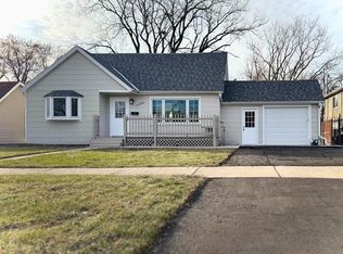 10400 Oak Park Ave, Chicago Ridge, IL 60415