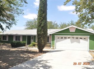 14758 Manzano Rd, Victorville, CA 92392