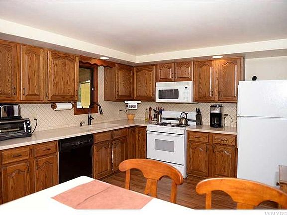 4th image of 43 Creekside Dr