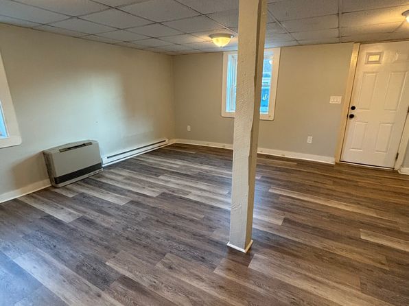 44 Main St #1