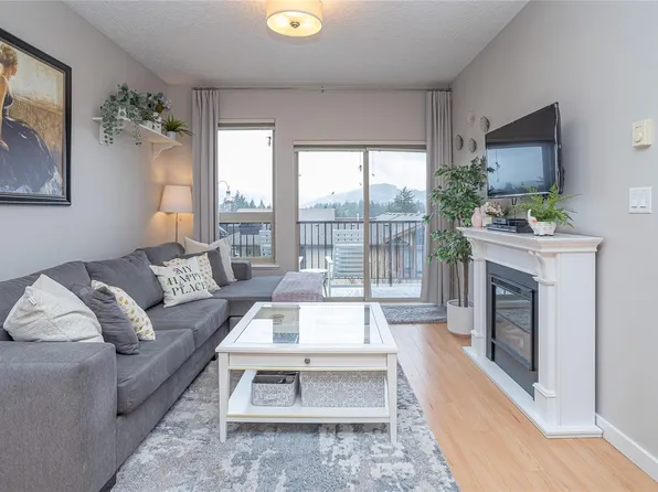 3240 Jacklin Rd #402, Langford, BC V9C 3T6