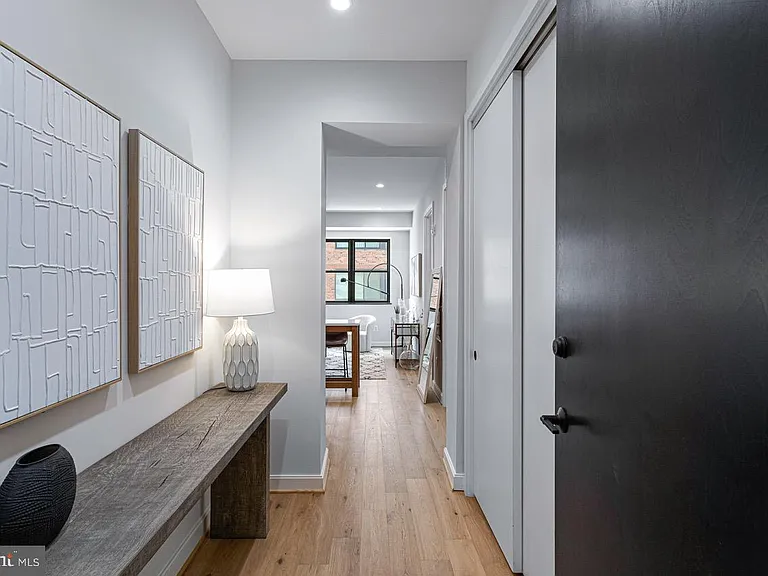 2525 Pennsylvania Ave NW #303 — Photo 9
