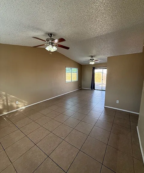 6060 S Moorheart Pl — Photo 2