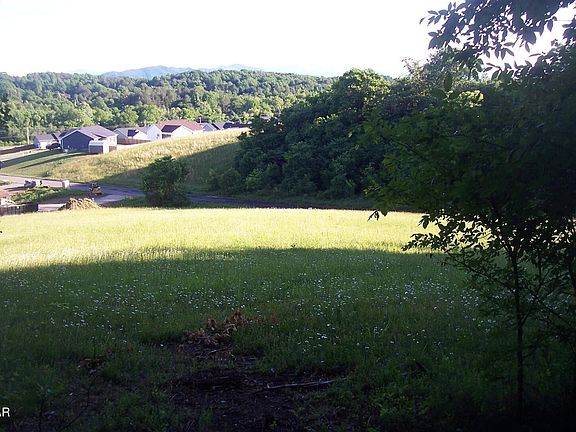 5th image of 30 Splendor Way Lot 30