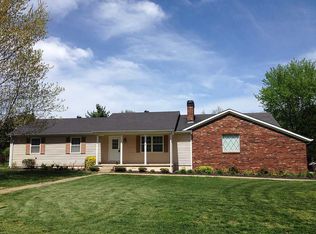 2100 Brookhaven Dr, Murray, KY 42071