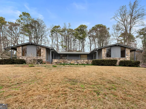 2533 Schooner Cv, Snellville, GA 30078