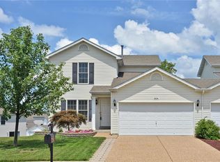 604 New Hampton Dr, Wentzville, MO