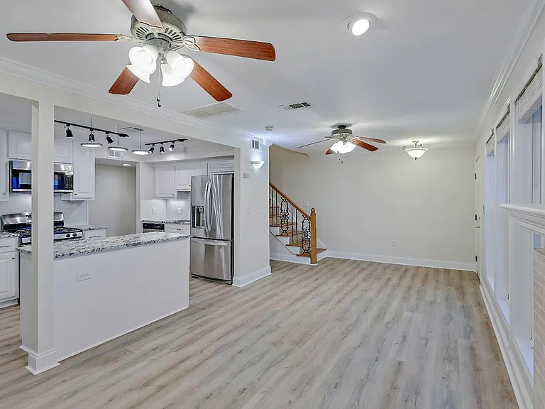 11 Lake Barnett Dr — Photo 12