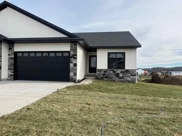 102 Kinsey St, Northliberty, IA 52317