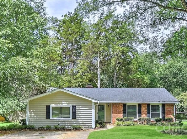 5900 Tillery Dr, Charlotte, NC 28226