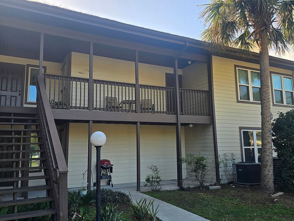 1st image of 16202 Sandalwood Dr